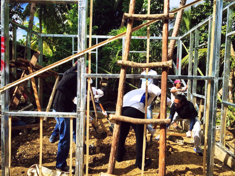rebuild-bohol-habitat-for-humanity-henkel-coffeehan- (6)